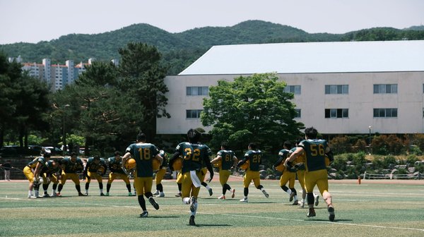 How is the UK tackling mental health issues among teenagers?